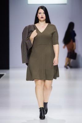 La Redoute Plus Size Moscow SS 2018 (77615-La-Redoute-Plus-Size-Moscow-SS 2018- 05.jpg)